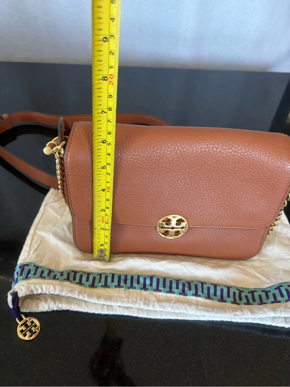 Authentic Tory Burch Carson Brown Leather Crossbody Bag with gold Chain